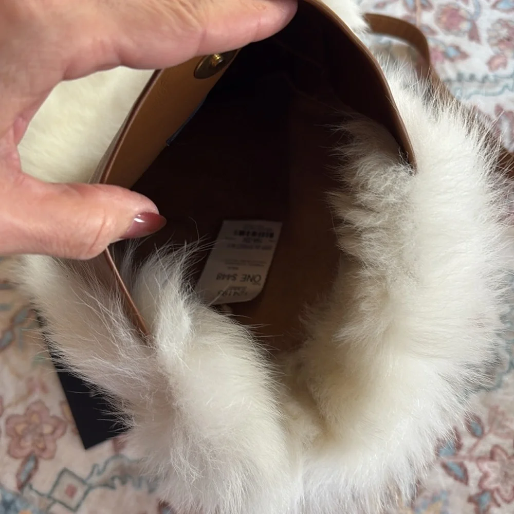 CARLISLE COLLECTION Genuine Shearling Fur Bag Leather Toscana $448 New NWT ivory - Picture 7 of 13